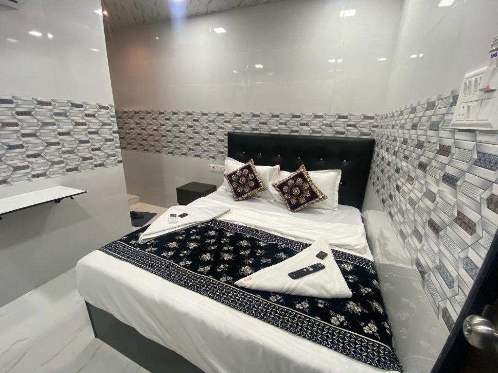 מומביי Hotel O Sai Residency מראה חיצוני תמונה
